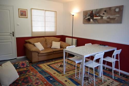 Appartement Privé, Camping La Pointe - Location saisonnière - Châteaulin