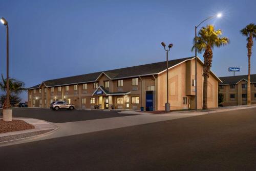 Travelodge by Wyndham Yuma - image 10