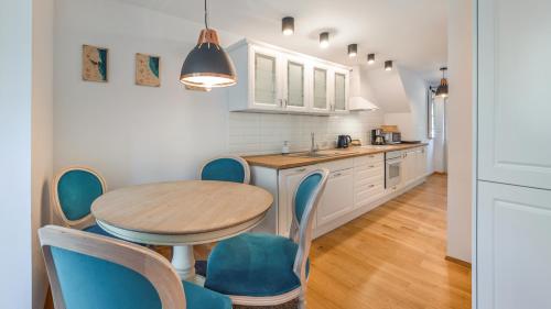 One-Bedroom Apartment – ul. Parkowa 26/1 (no parking) image 7