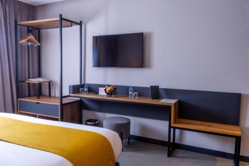 435838423 Urban Hotel & Spa