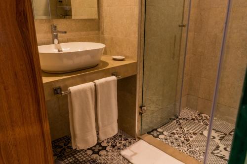 435838641 Urban Hotel & Spa