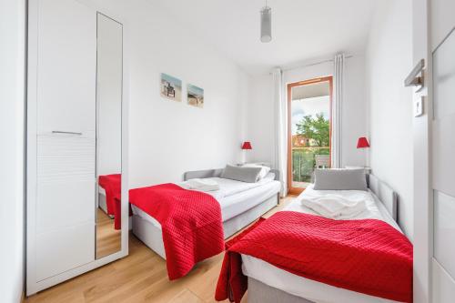 One-Bedroom Apartment image 10