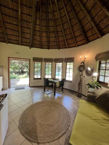 SHONALANGA - Secured cottage in equestrian estate - LOADSHEDDING FREE!, Midrand (photo 7)