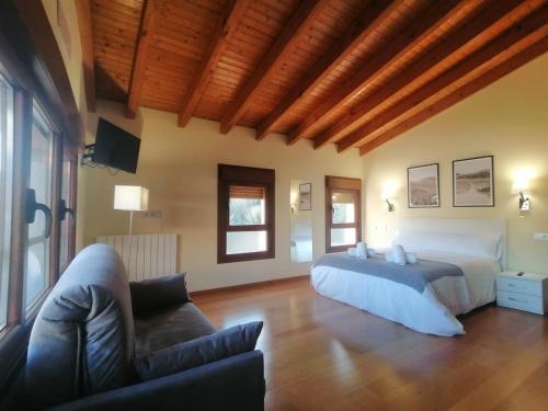 PENSIÓN RÚSTICA SANTA MARIÑA DA PONTE (PENSION RUSTICA SANTA MARINA DA PONTE) in Viana do Bolo