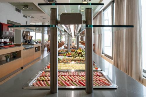 Athens Golden City Hotel - image 13