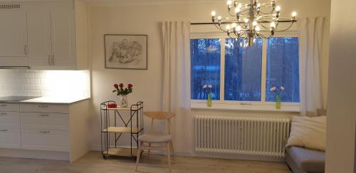 Semesterhus Kymbo Jungfrugården 2 (Semesterhus Kymbo Jungfrugarden 2) in Vartofta