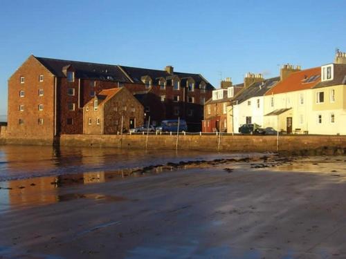 Harbourside Cottage - North Berwick