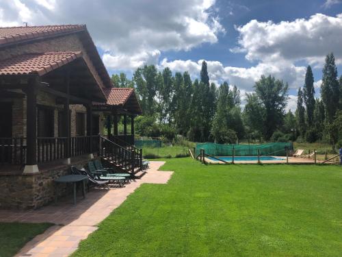 Viesnīcas āriene, Casa de turismo rural San Martín de valdetuejar (Casa de turismo rural San Martin de valdetuejar) in Valderrueda