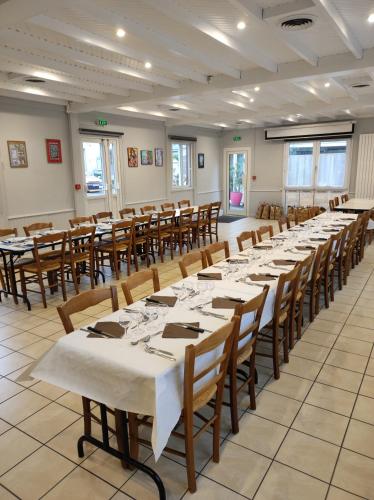 Hotel le Faisan in سان افرتين