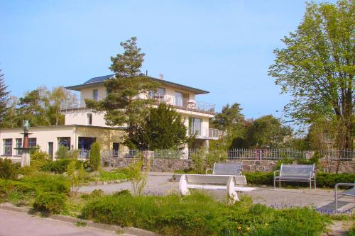 F-1072 Haus am Strand FeWo 04 strandnah, Balkon, Meerblick