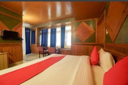 Hotel Arsh International in Nainital