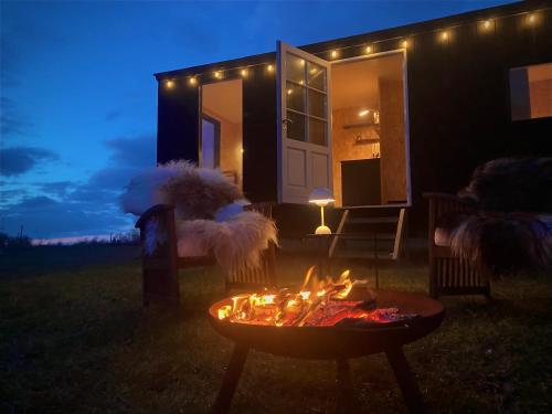  Cozy Tiny House on a farm in 4050 Skibby
