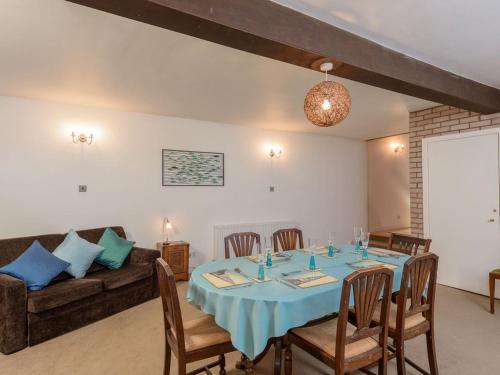 Vista exterior, Printer`s Place in North Berwick