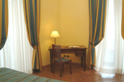 Hotel La Ville - image 11