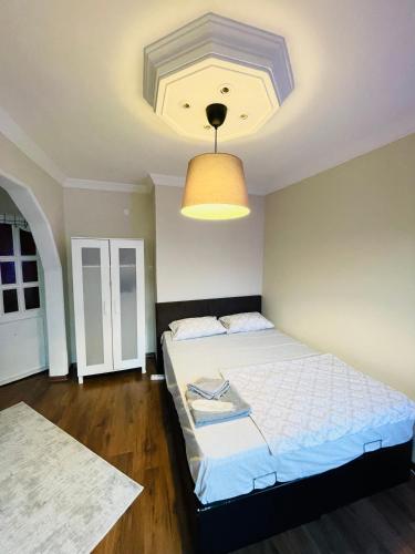 KADIKÖY TARİHİ YELDEĞİRMENİNDE LÜKS DAİRE