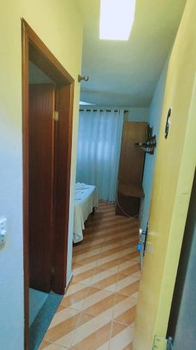 Double Room - Low Floor image 4