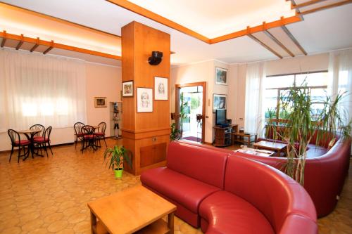 Hotel Velus - image 5