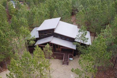 B&B Stephens Gap - Serenity Pines-3bd/2bth, Sleeps 8, Hot tub+Arcades - Bed and Breakfast Stephens Gap