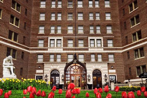 The Raphael Hotel, Autograph Collection in Kansas City, USA