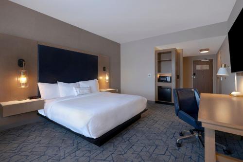 Fairfield by Marriott Inn & Suites Denver Airport at Gateway Park