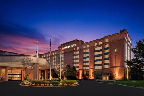 Cranberry Township Hotels