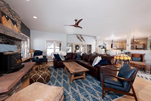 3076 W Highway 160 - Combo in Mancos (CO)