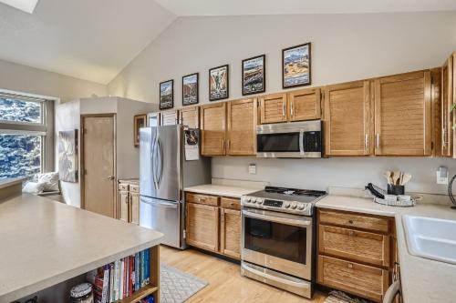 6022 Yank Ct in Arvada, USA
