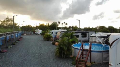 Piscine, Brisas de Isabela Cozy Glamper 1A in Isabela
