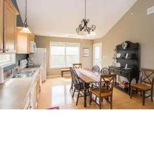 40- Lake and Bourbon Trail Getaway in Taylorsville, USA