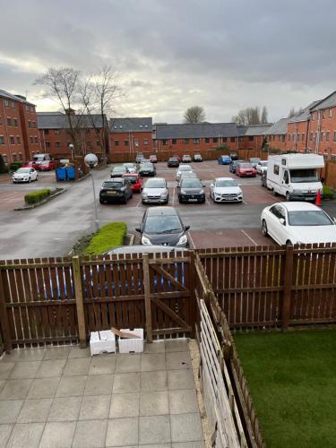 Entire house with parking, Manchester (fotografie 9)