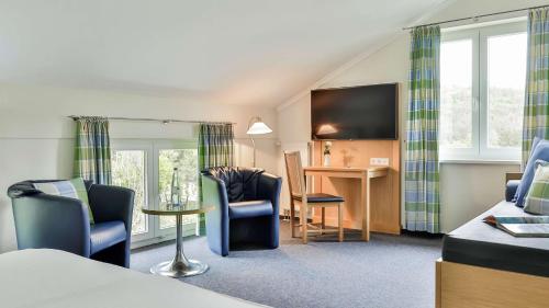 2 twin beds