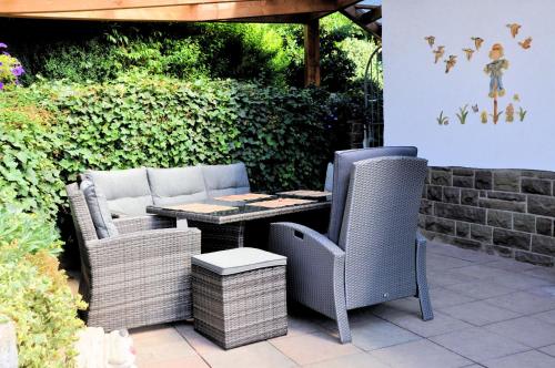 Rõdu/terrass, Ferienwohnung Eudenbach in Alsbach (Rheinland-Pfalz)