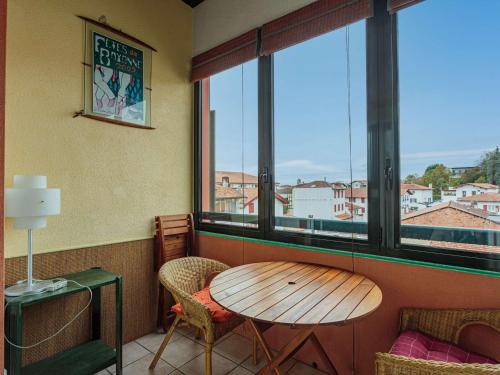 Appartement Saint-Jean-de-Luz, 2 pièces, 4 personnes - FR-1-4-665 - Location saisonnière - Saint-Jean-de-Luz