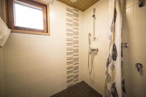 Hotel Aakenus Holiday Home Kymppi - image 3