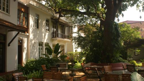 Old Harbour Hotel – Cochin, NE