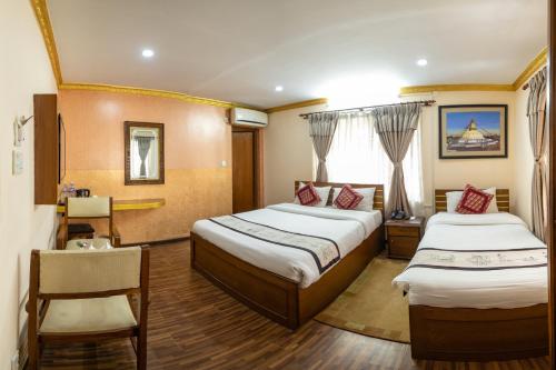 room detail thumbnail 2