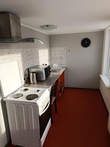 kuhinja, Pie Parka in Aluksne