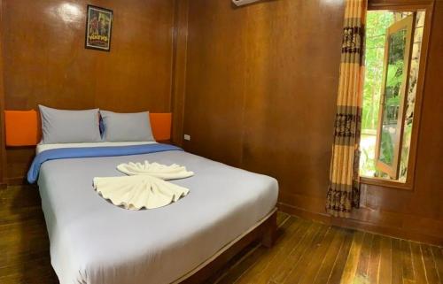 Ruen Nam Khao Resort, Klong Thom, Krabi in Huai Nam Khao