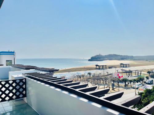 Balcony/terrace, Beachcastle & Sea View Villa near Twin-Hearts Stone Weir