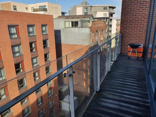 Lovely Modern Central & Spacious, Liverpool (photo 10)