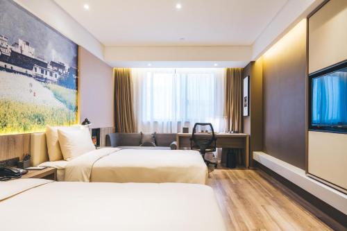 Atour Hotel Hongqiao Hub National Exhibition Center Shanghai