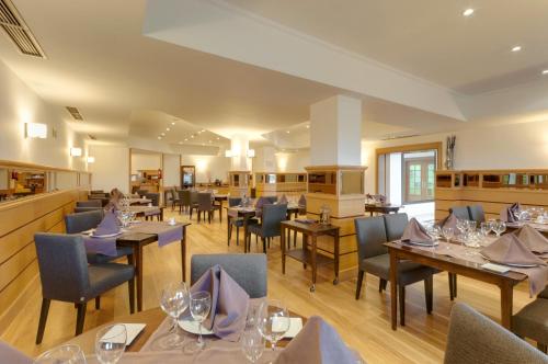 Restaurant, Madrid-Getafe Los Angeles Hotel in Getafe