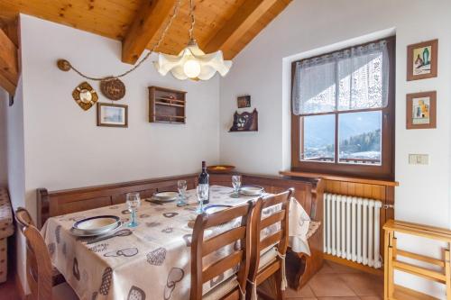  DolomiApartments - Casa Francy in Predazzo