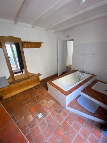 淋浴間, Maison de charme dans village provençal (Maison de charme dans village provencal) in 萬索布雷