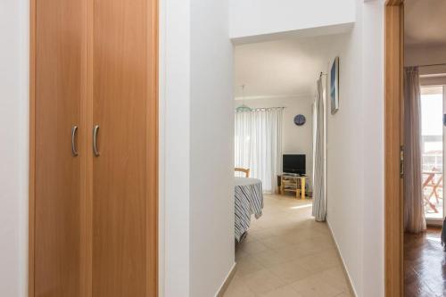 Rogina 1. sea view apartment - image 2