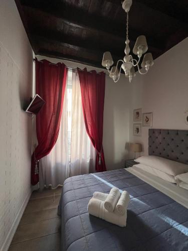 Piazzetta de' Monti Suites - Tap to explore photos