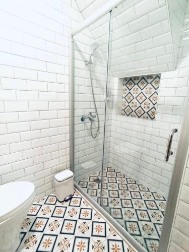 河趣泊旅 River Chill Inn #安平運河景觀民宿 #停車方便 #可包棟