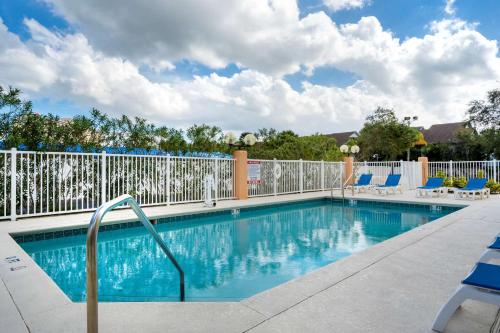 Comfort Inn Kissimmee-Lake Buena Vista South