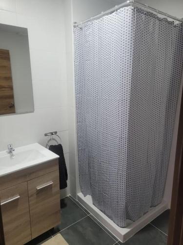 Apartamento kuko con wifi al lado metro, Bilbao (foto 5)