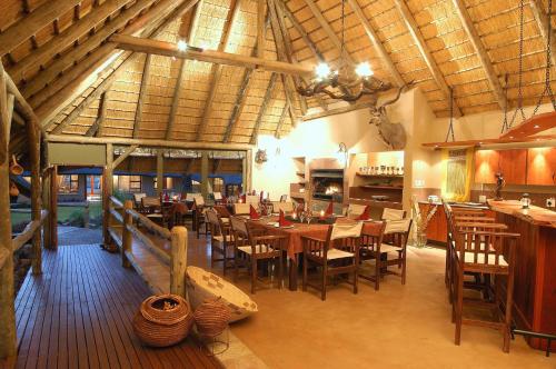 Restaurant, Frans Indongo Lodge in Otjiwarongo